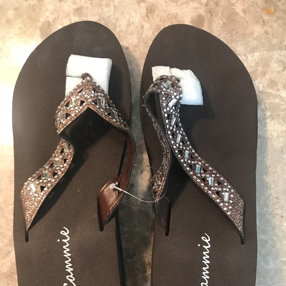 Cammie Rhinestone Cut Out Glitter Wedge Flip Flop